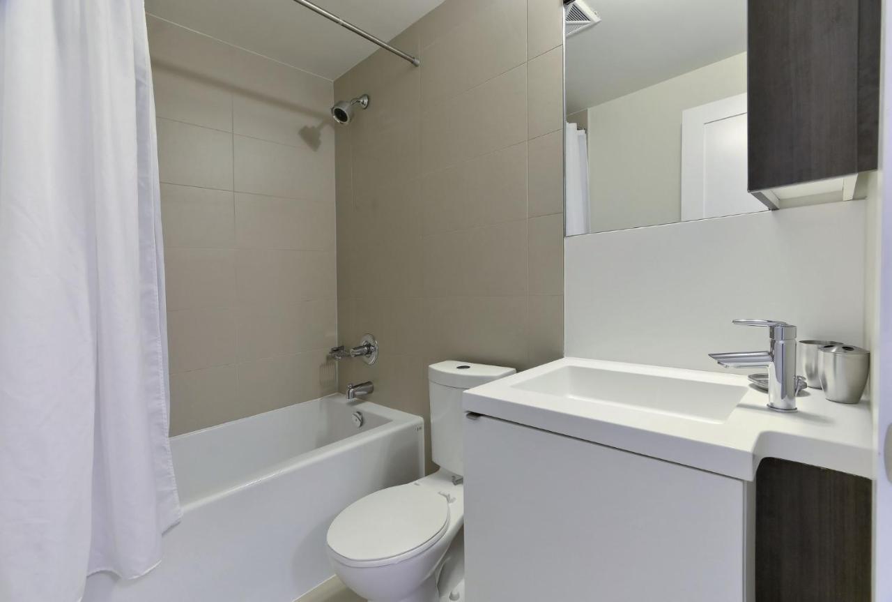 Delsuites - 300 Front Street - 30 Night Stays Toronto Exterior foto